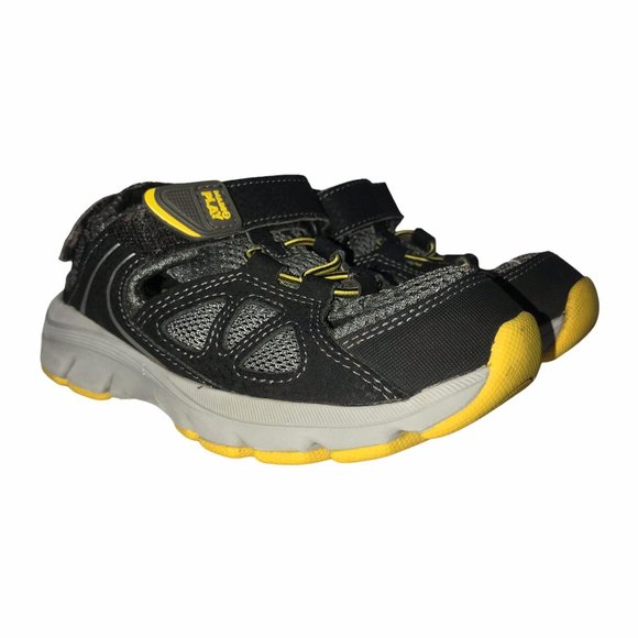 Stride Rite Other - Stride Rite Made 2 Play Scout Water Shoes 11M